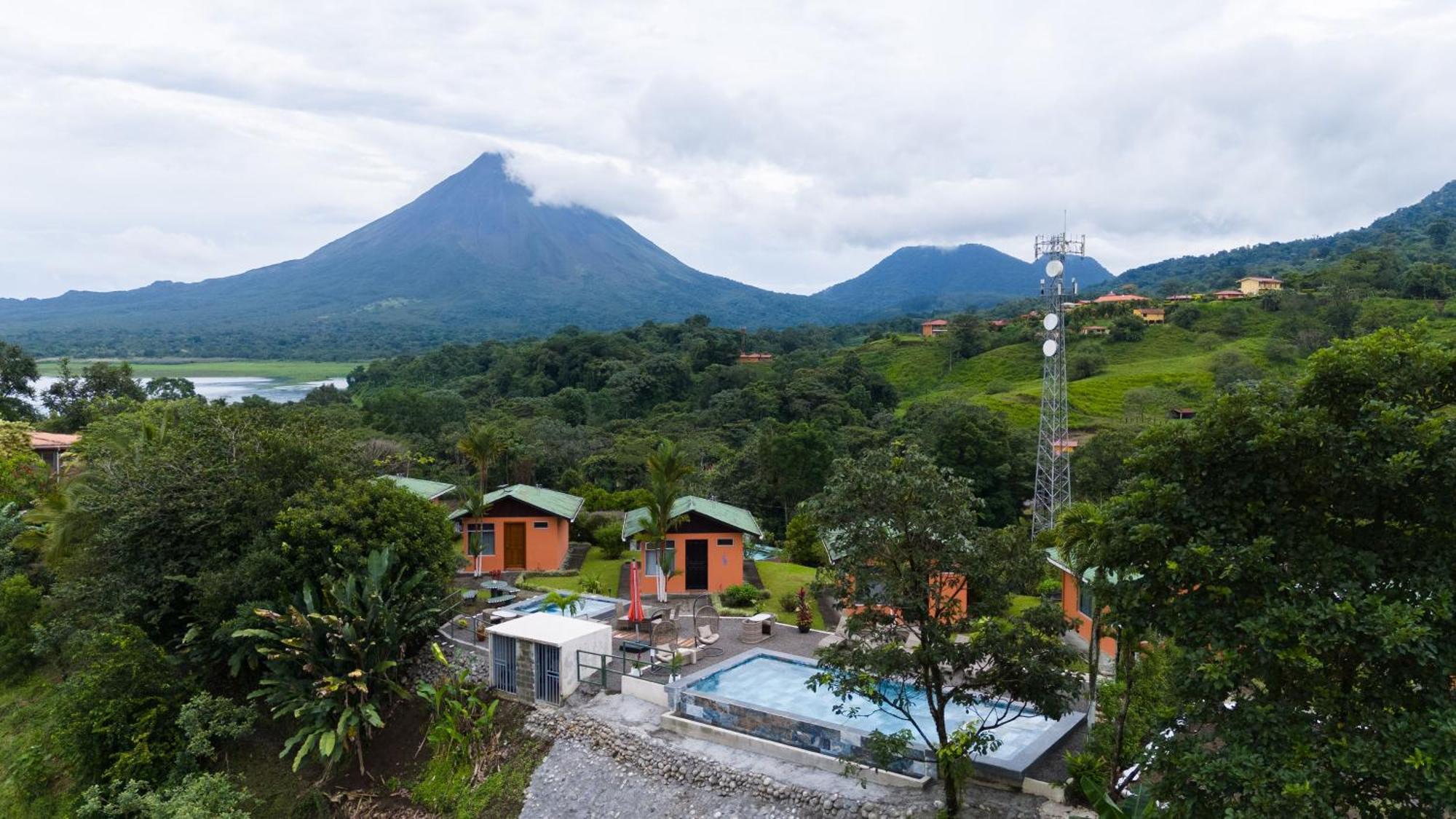 Chateau Arenal Hotel & Restaurante El Castillo Екстериор снимка